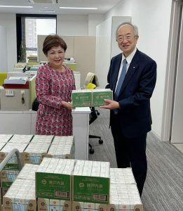 医療従事者の皆様、コロナウィルスに負けずに頑張ってくださいませ。